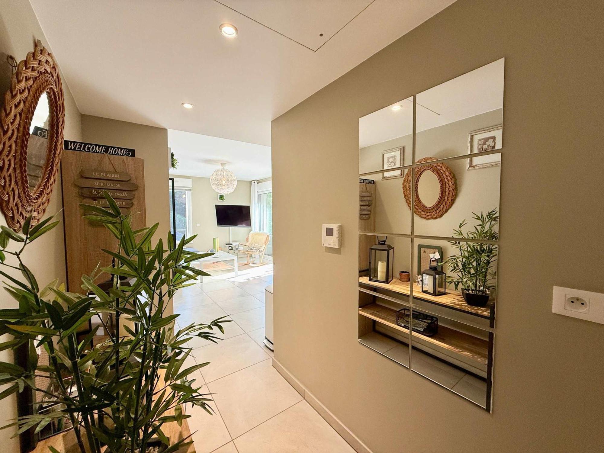 Appartement A011-superbe Avec Terrasse Sauna Jacuzzi